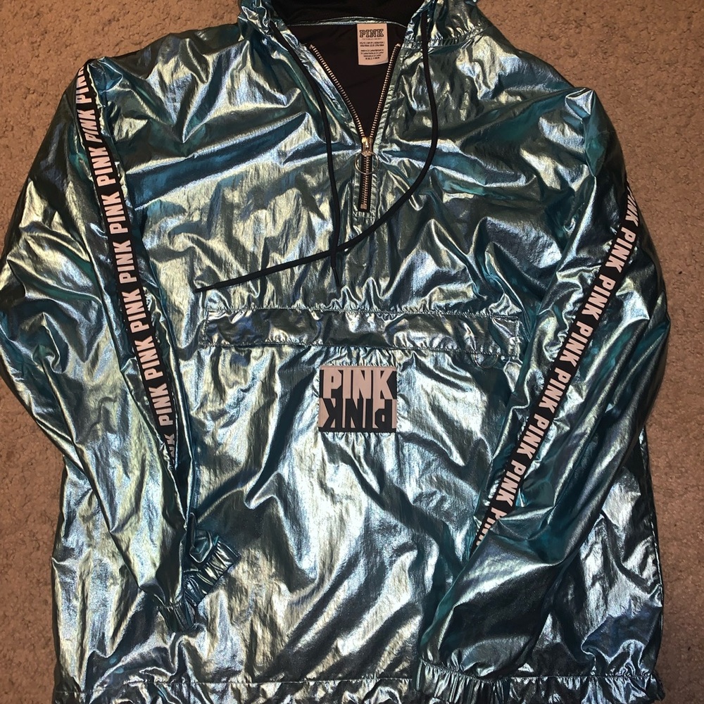 VS PINK WINDBREAKER